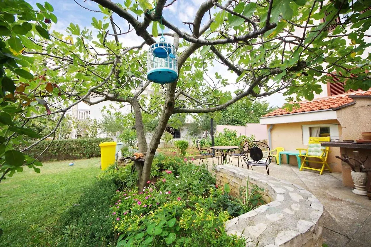 Apartment Vrsi -Mulo 2 0*,  Croatia